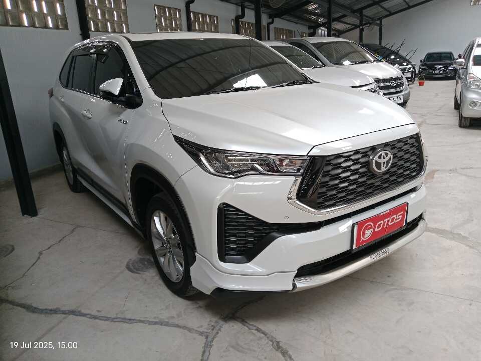 2023 Toyota Kijang Innova 2.0 Zenix G HV CVT - Foto 1 dari 6
