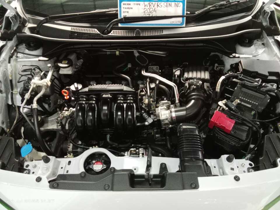 Foto Mobil Bekas Mesin Honda WR-V 1.5 RS tahun 2023