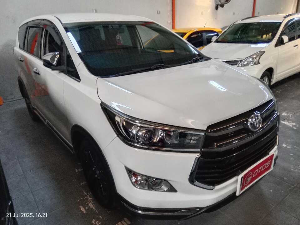 2017 Toyota Kijang Innova 2.4 G - Foto 1 dari 6