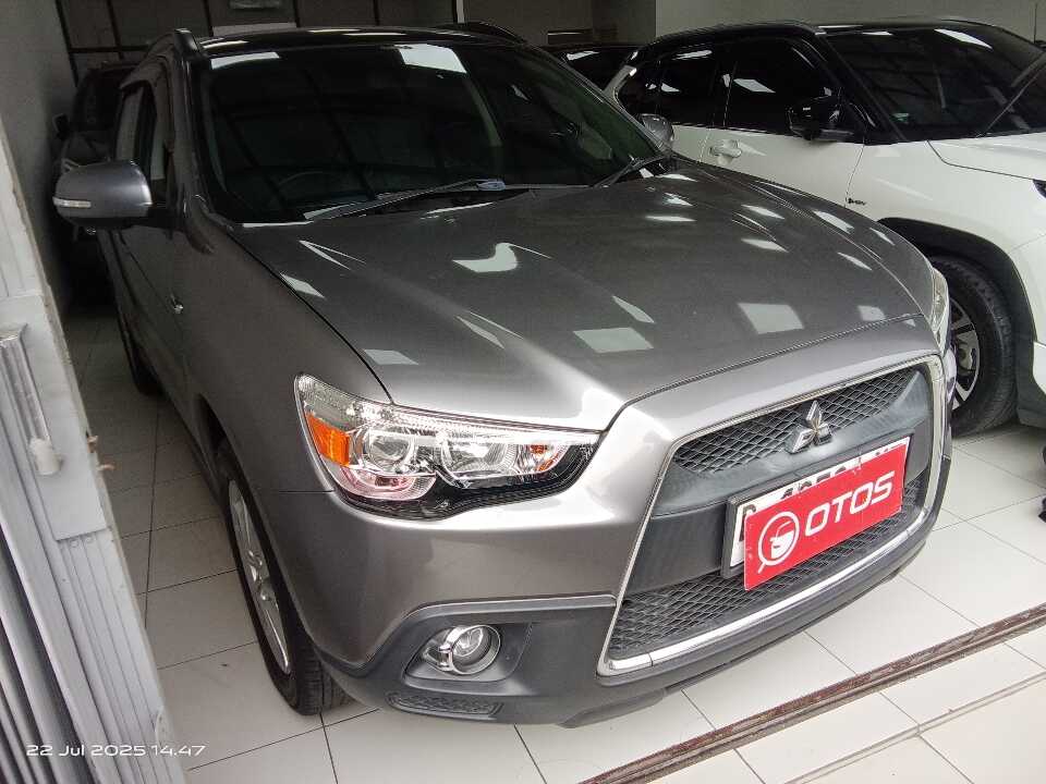 2014 Mitsubishi Outlander Sport 2.0 - Foto 1 dari 6