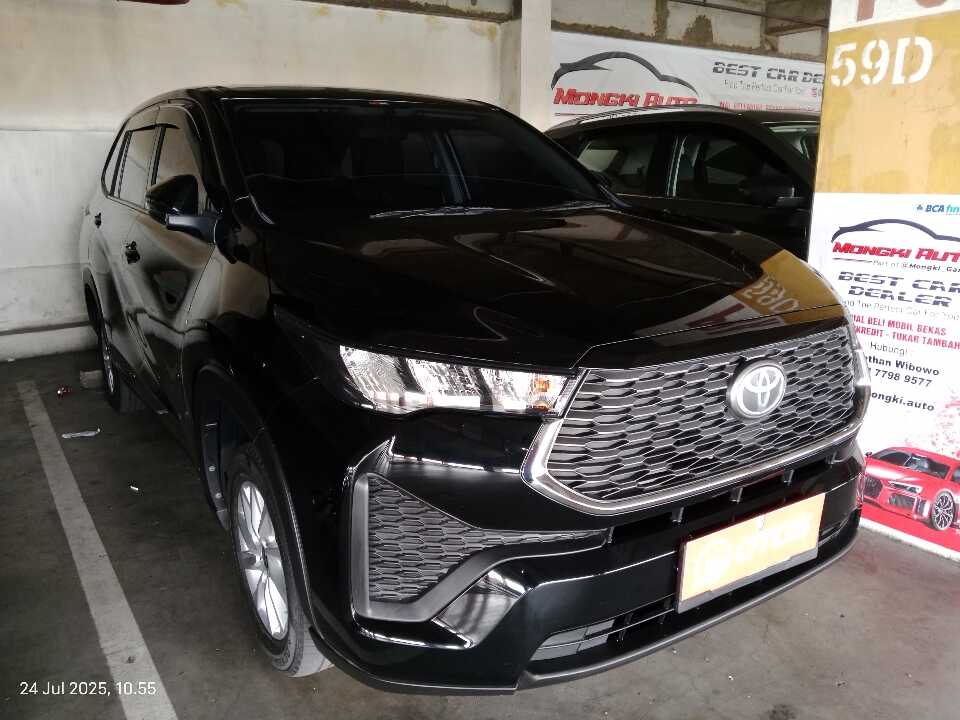 2022 Toyota Kijang Innova 2.0 Zenix G CVT - Foto 1 dari 6