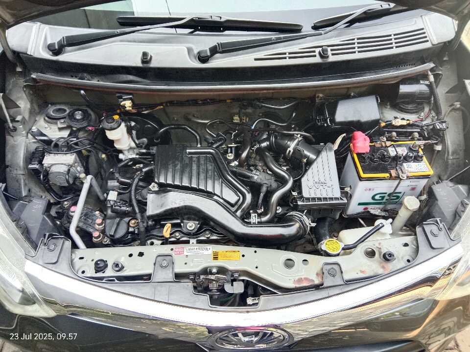 Foto Mobil Bekas Mesin Toyota Calya 1.2 G tahun 2019