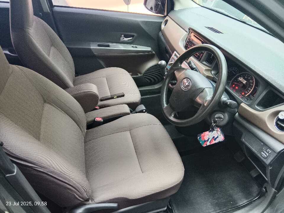 Foto Mobil Bekas Kabin Depan Toyota Calya 1.2 G tahun 2019
