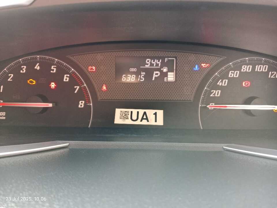 Foto Mobil Bekas Odometer Toyota Sienta 1.5 V tahun 2016