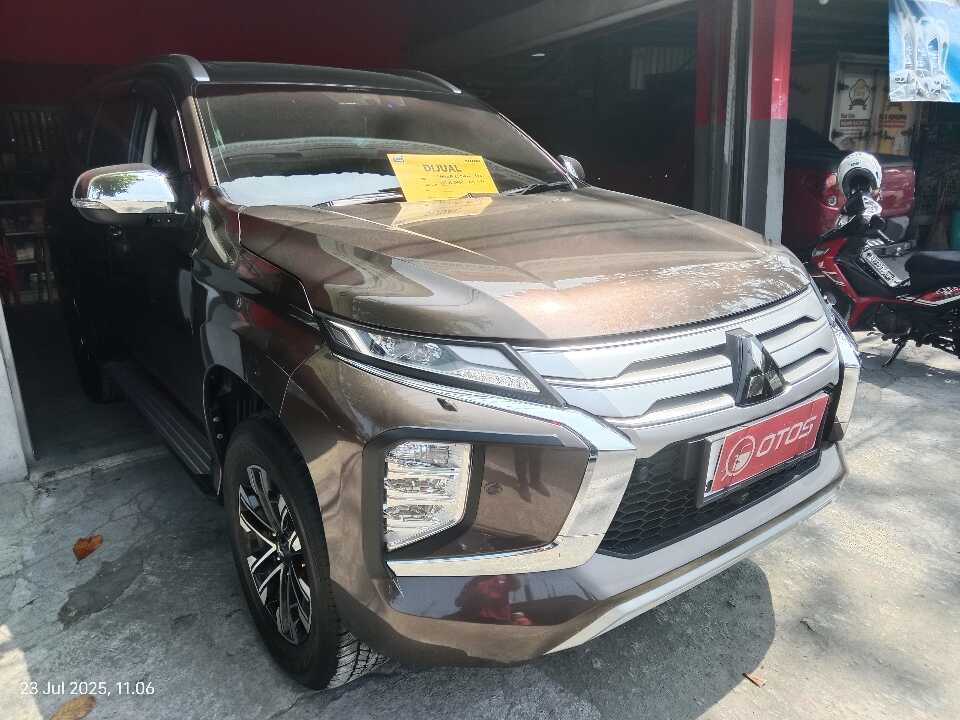 2022 Mitsubishi Pajero Sport 2.4 Dakar Ultimate - Foto 1 dari 6