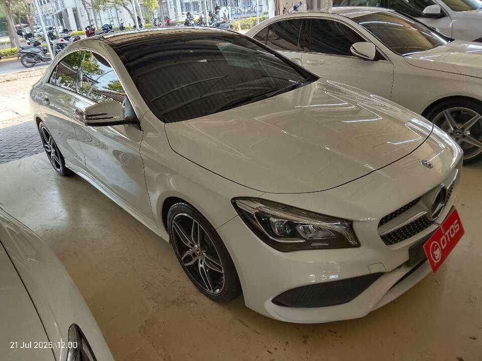 2018 Mercedes-Benz CLA200 1.6 - Foto 1 dari 6