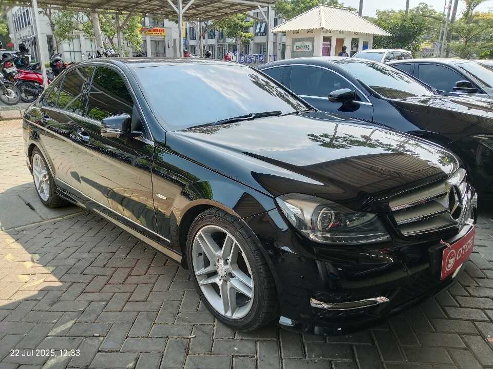 2012 Mercedes-Benz C250 1.8 CGI - Foto 1 dari 6