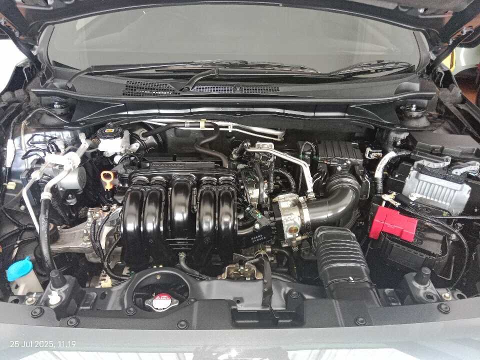 Foto Mobil Bekas Mesin Honda WR-V 1.5 RS tahun 2023