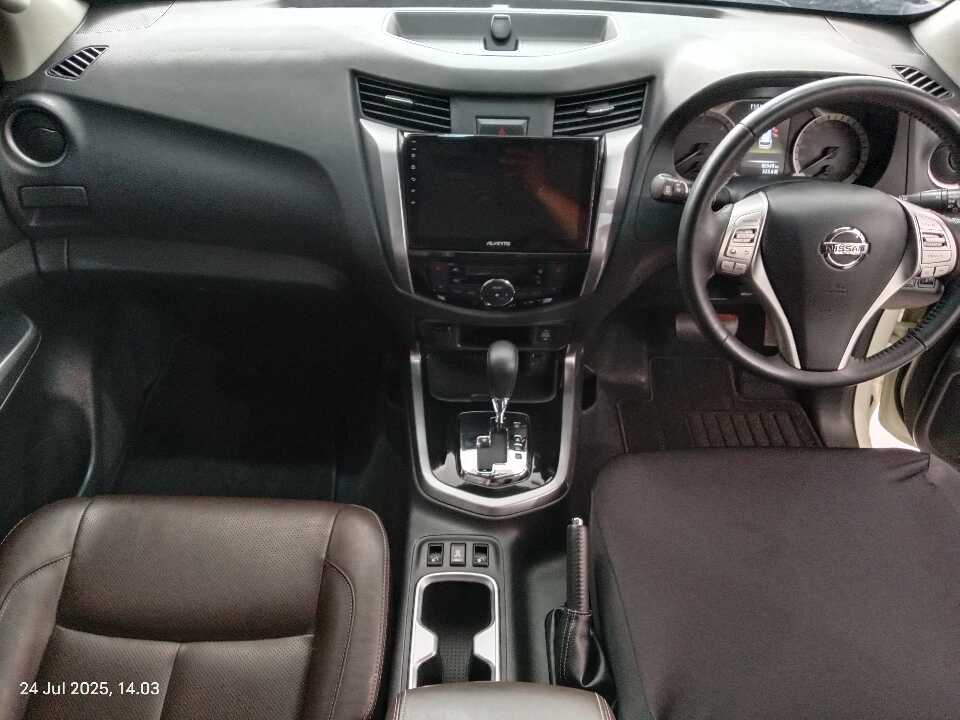 Foto Mobil Bekas Dashboard Nissan Terra 2.5 4X2 VL tahun 2018