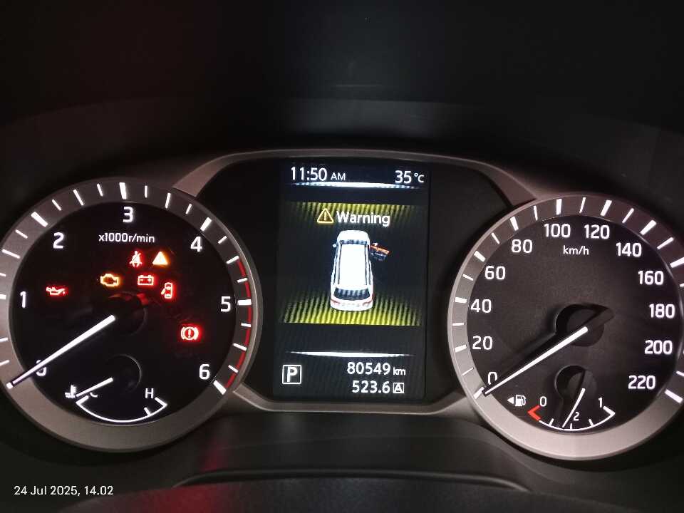 Foto Mobil Bekas Odometer Nissan Terra 2.5 4X2 VL tahun 2018