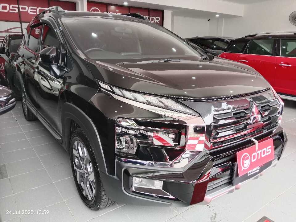2023 Mitsubishi Xpander 1.5 Cross - Foto 1 dari 6