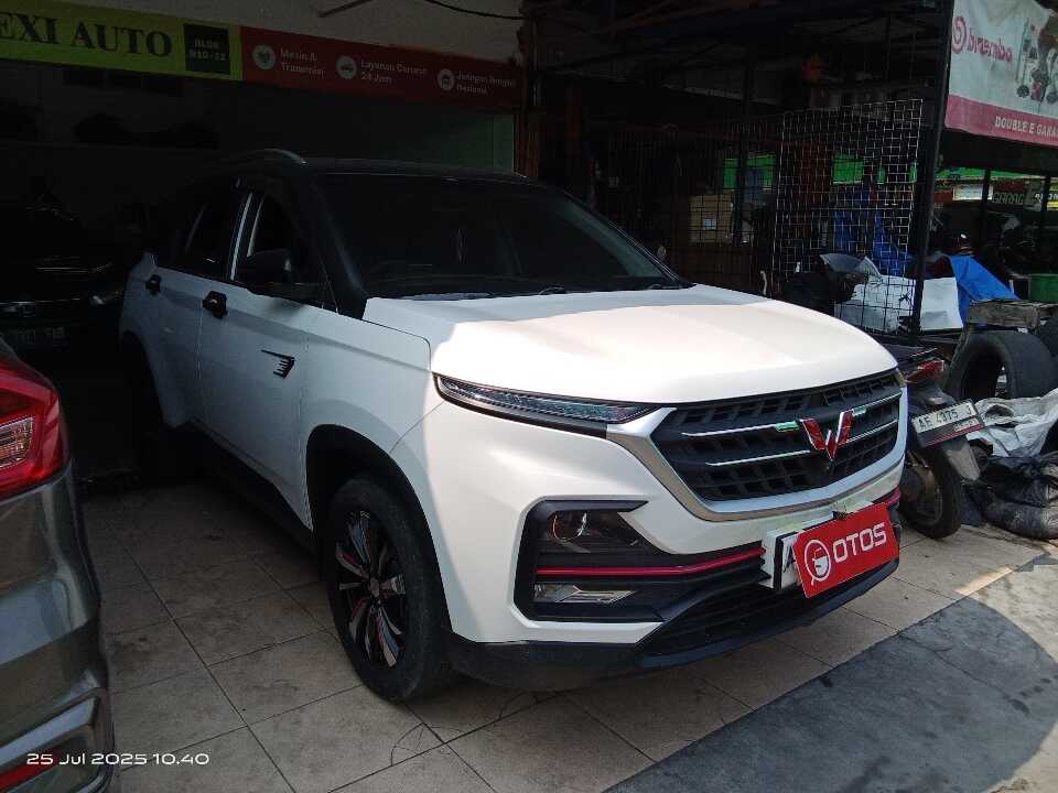 2019 Wuling Almaz 1.5 - Foto 1 dari 6