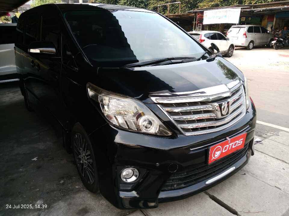 2013 Toyota Alphard 2.4 SC - Foto 1 dari 6