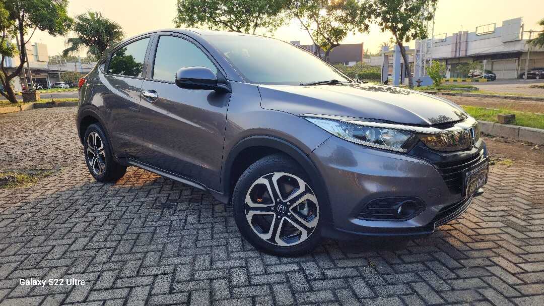 2021 Honda HR-V 1.5 E - Foto 1 dari 6