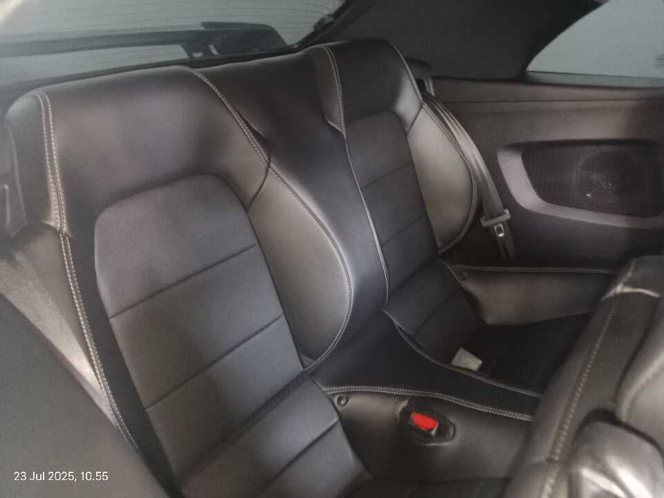 Foto Mobil Bekas Kabin Belakang Ford Mustang 2.3 tahun 2022
