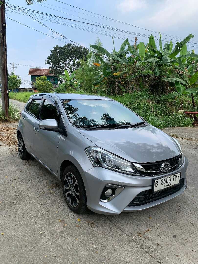 2019 Daihatsu Sirion 1.3 - Foto 1 dari 10