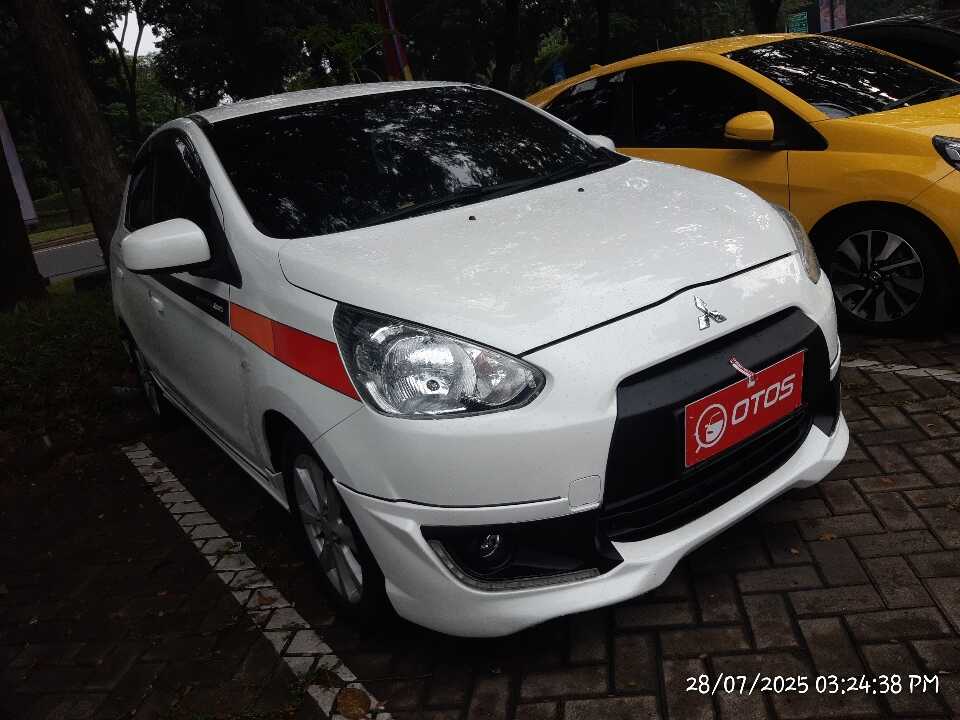 2015 Mitsubishi Mirage 1.2 GLS - Foto 1 dari 6