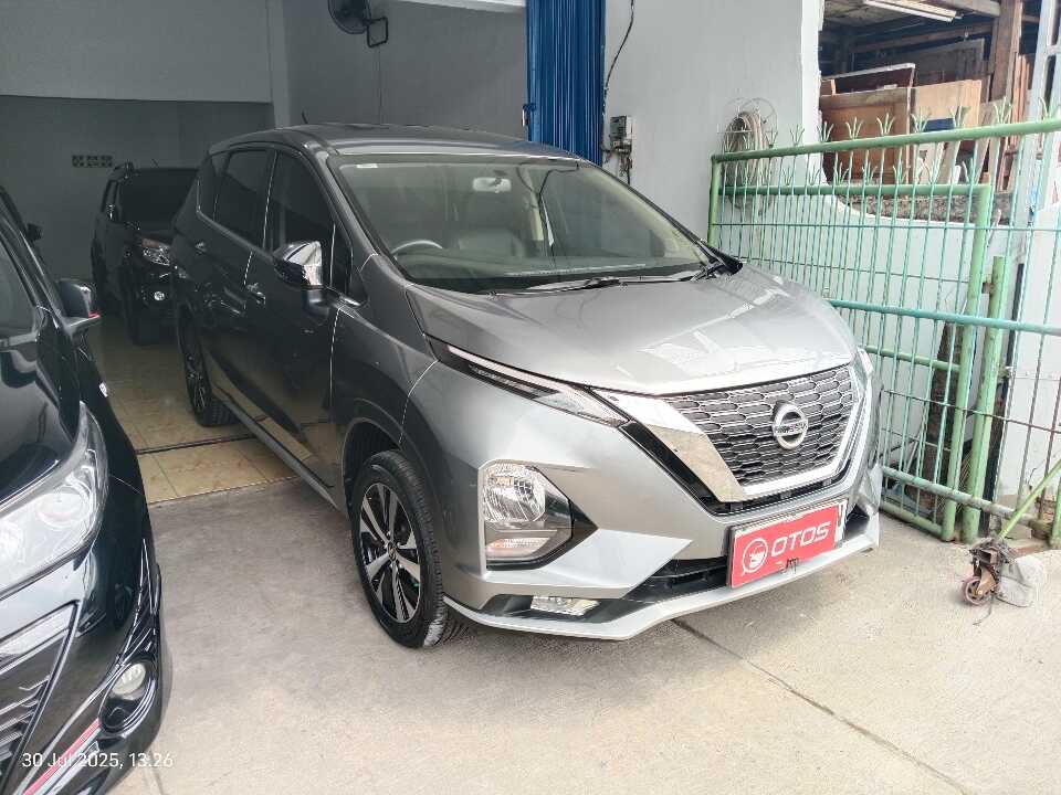 2019 Nissan Livina 1.5 VL - Foto 1 dari 6