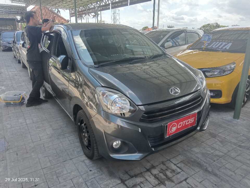 2021 Daihatsu Ayla 1.0 X - Foto 1 dari 6