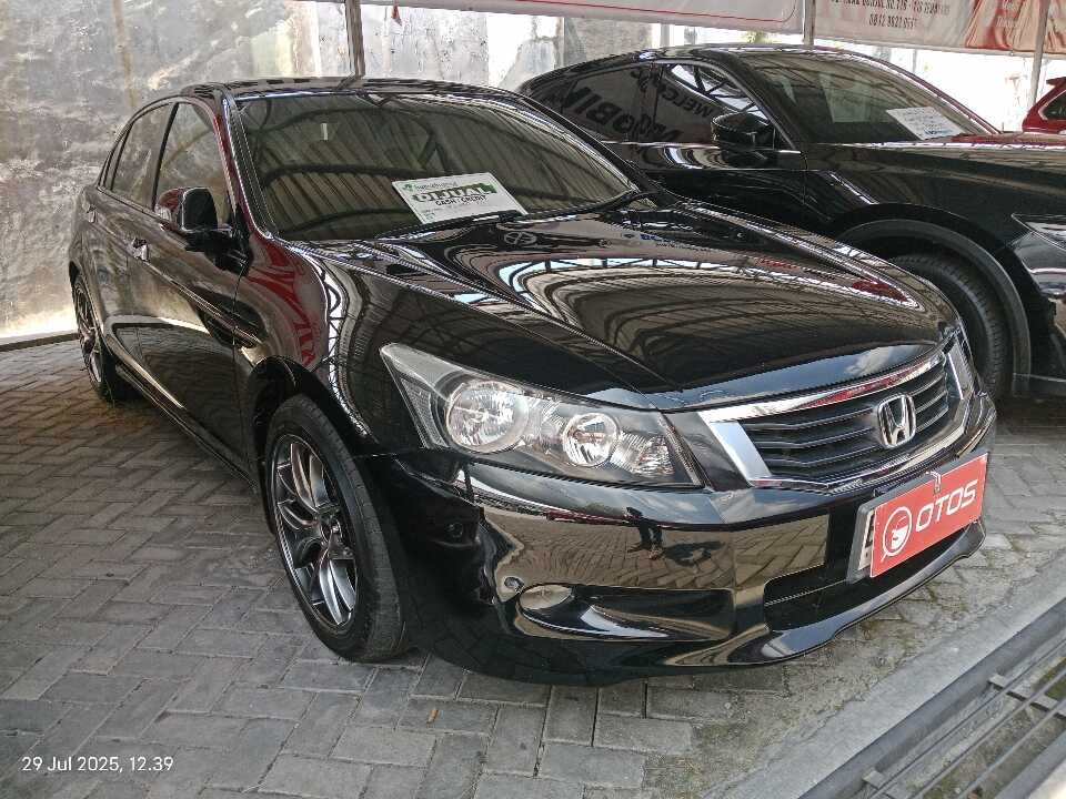 2010 Honda Accord 2.4 VTi-L - Foto 1 dari 6