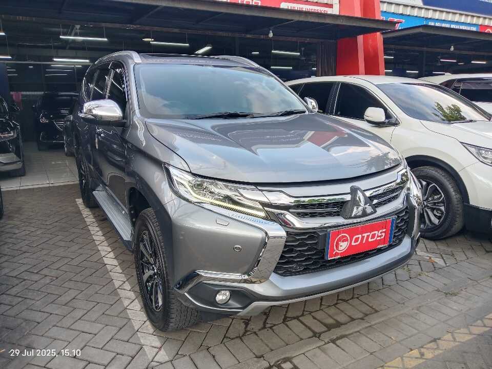 2018 Mitsubishi Pajero Sport 2.4 Dakar - Foto 1 dari 6