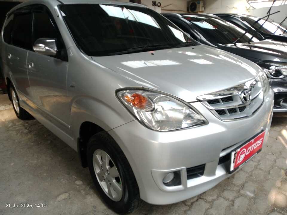 2010 Toyota Avanza 1.3 G - Foto 1 dari 6