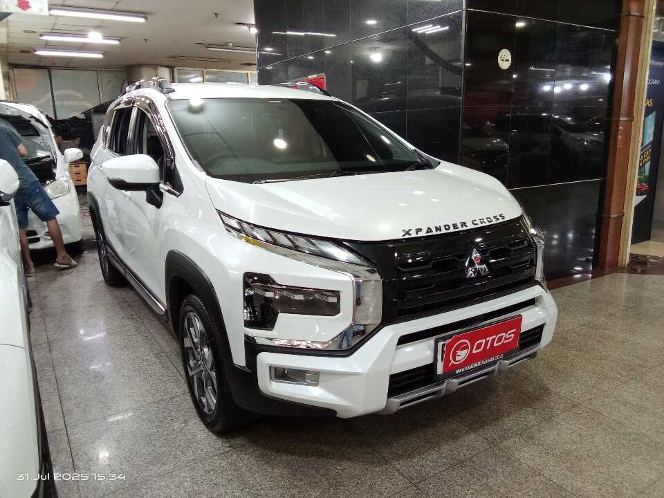 2022 Mitsubishi Xpander 1.5 Cross - Foto 1 dari 6