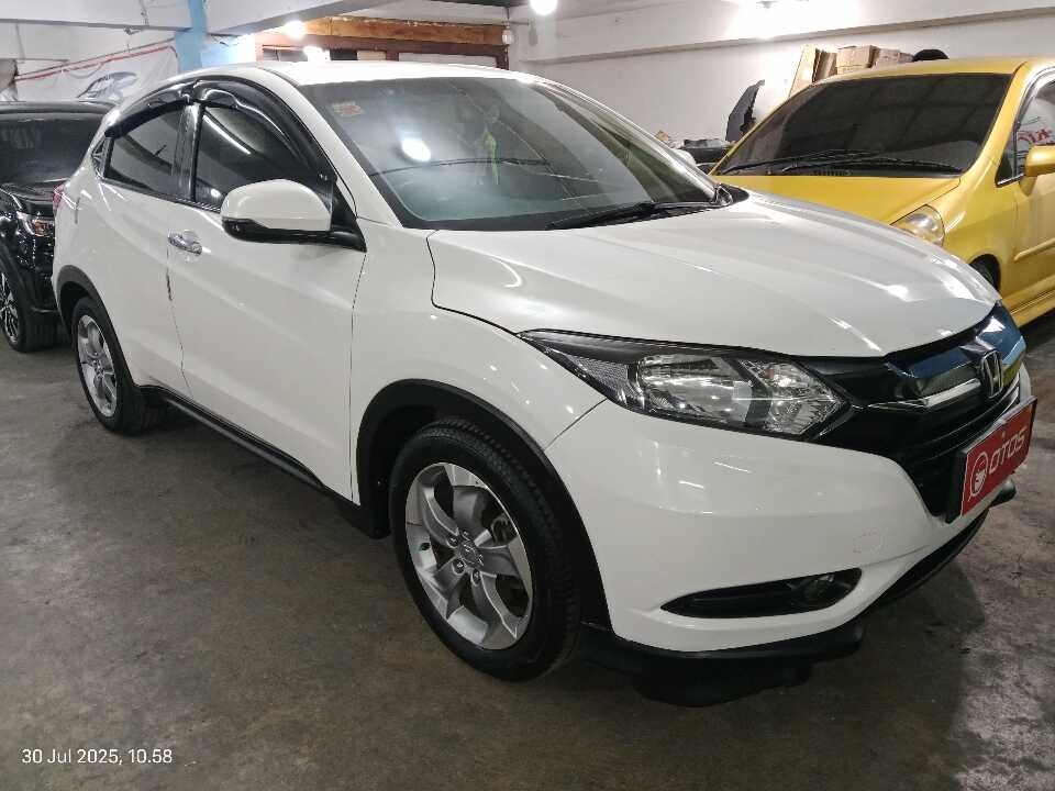 2015 Honda HR-V 1.5 E - Foto 1 dari 6