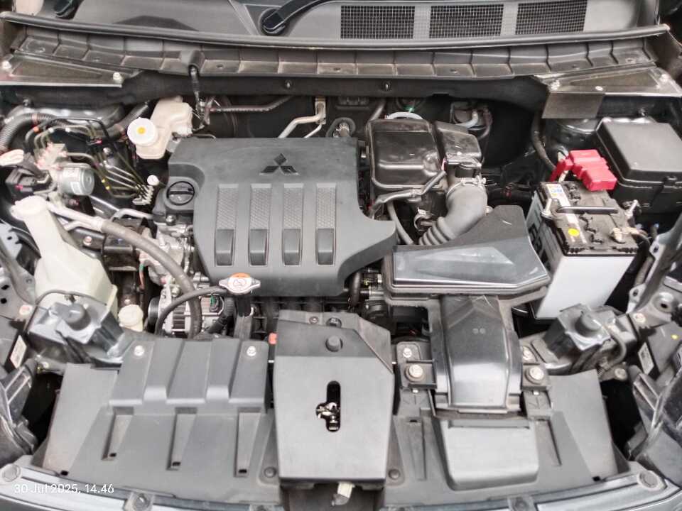 Foto Mobil Bekas Mesin Mitsubishi XForce 1.5 Ultimate tahun 2023