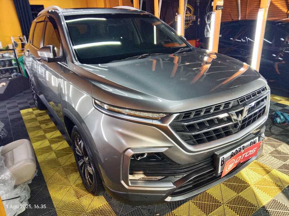 2020 Wuling Almaz 1.5 L T Lux - Foto 1 dari 6