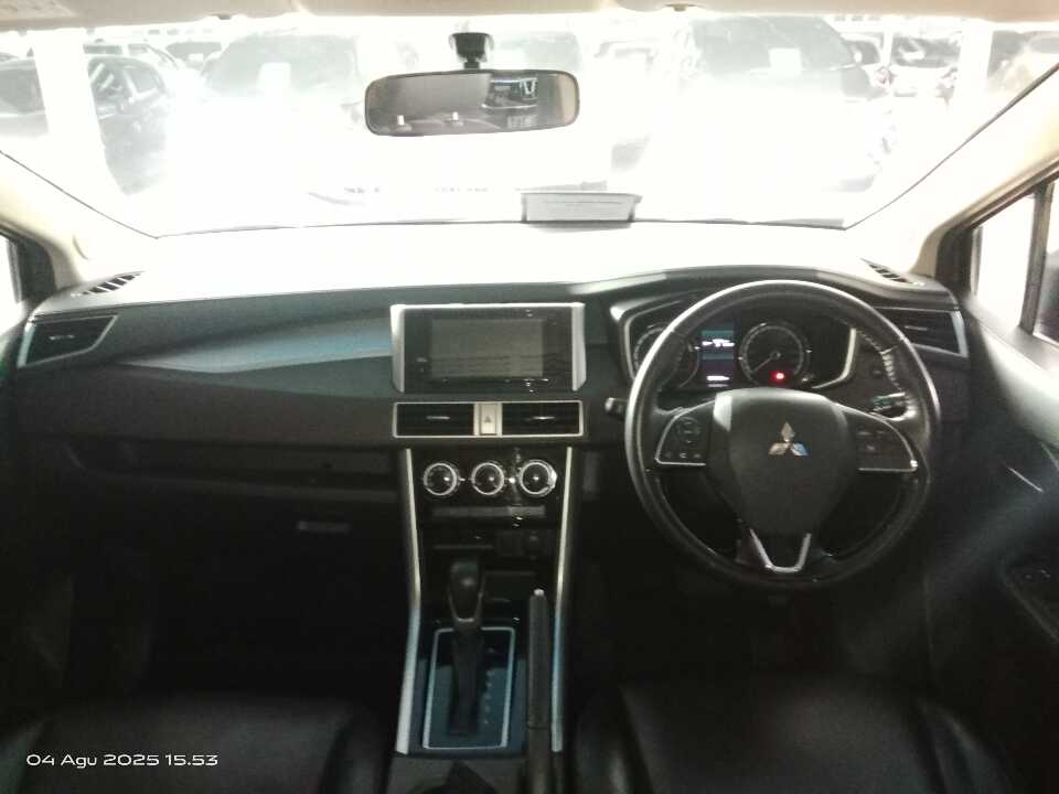 Foto Mobil Bekas Dashboard Mitsubishi Xpander 1.5 Cross Premium tahun 2019