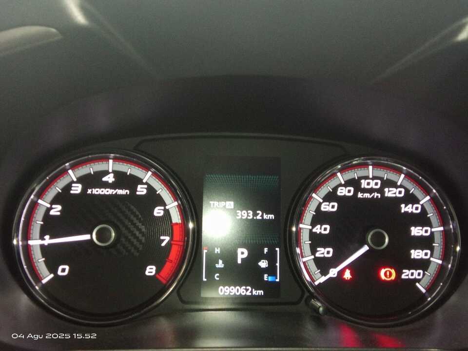 Foto Mobil Bekas Odometer Mitsubishi Xpander 1.5 Cross Premium tahun 2019