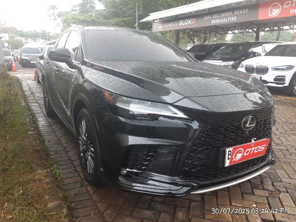 2023 Lexus RX 500h 2.4 F SPORT - Foto 1 dari 6