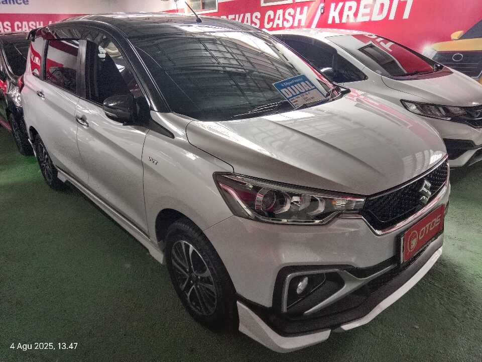 2024 Suzuki Ertiga 1.5 GX Hybrid - Foto 1 dari 6