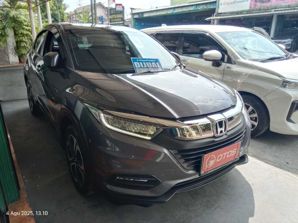 2022 Honda HR-V 1.5 E - Foto 1 dari 6