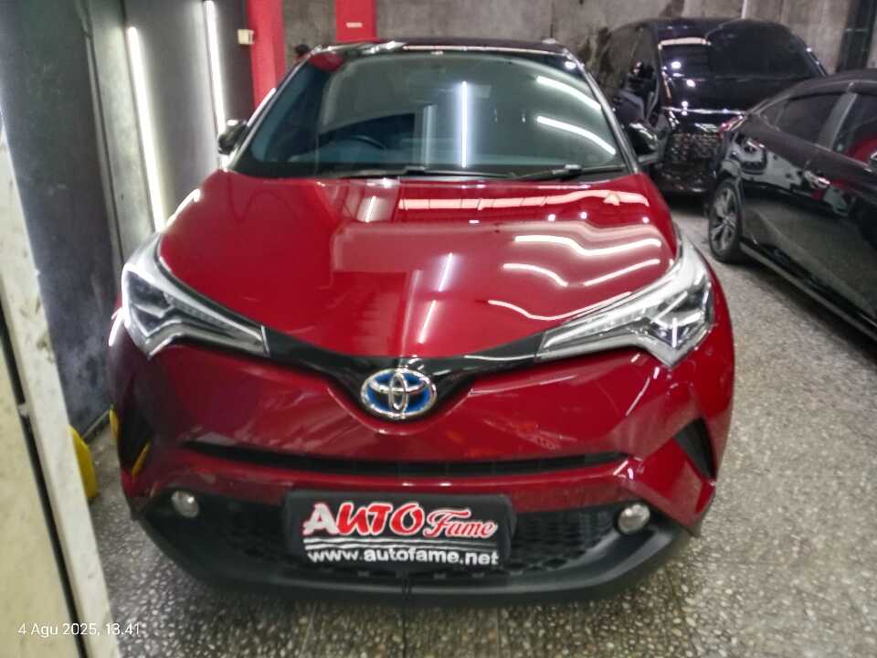 2021 Toyota C-HR 1.8 - Foto 1 dari 6
