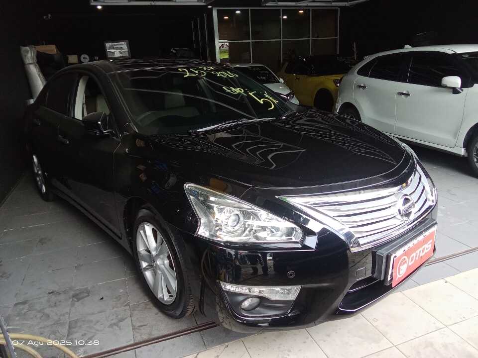 2016 Nissan Teana 2.5 - Foto 1 dari 6