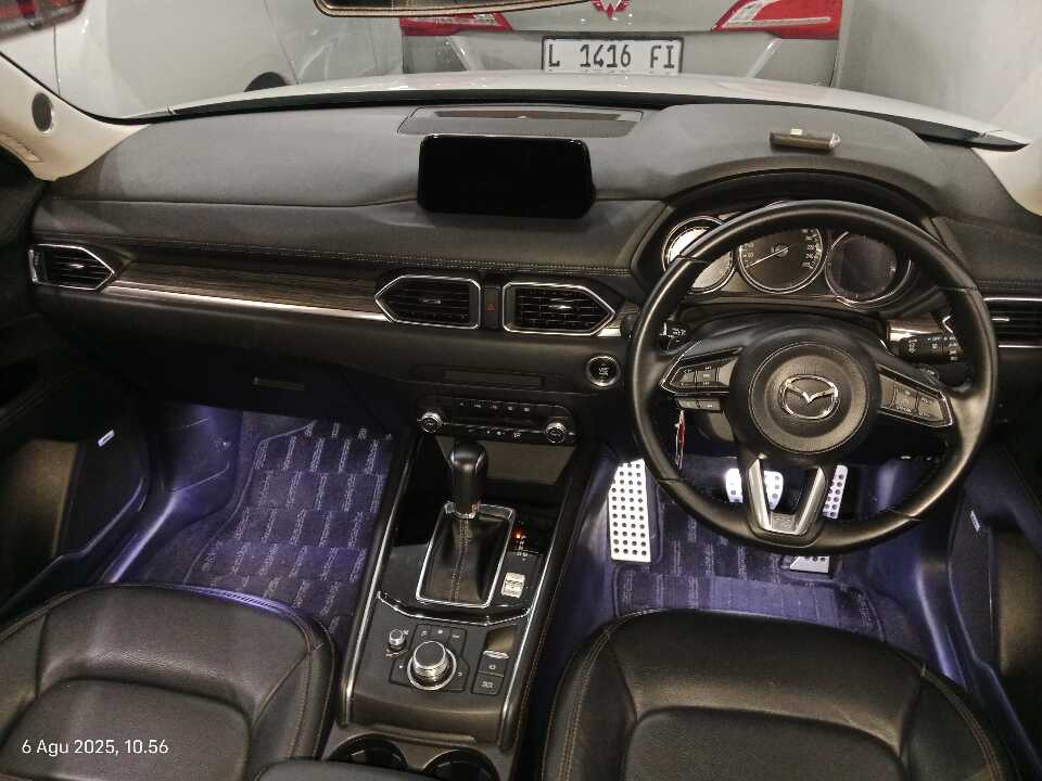 Foto Mobil Bekas Dashboard Mazda CX-5 2.5 tahun 2020