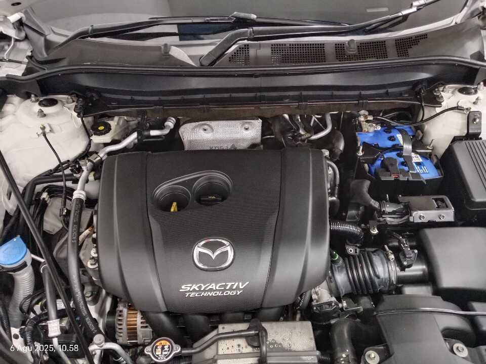 Foto Mobil Bekas Mesin Mazda CX-5 2.5 tahun 2020
