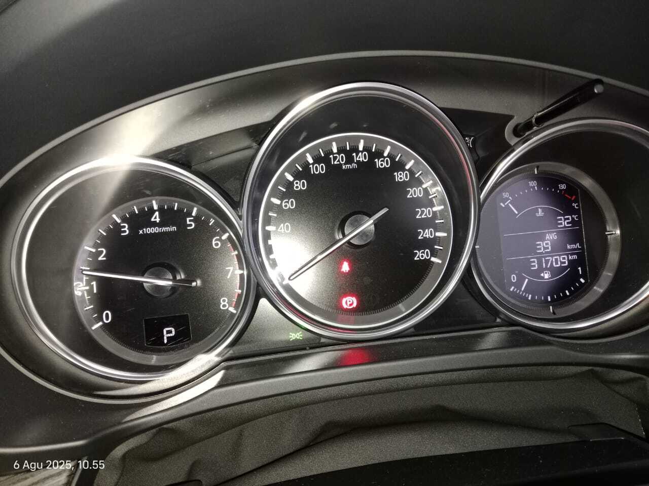 Foto Mobil Bekas Odometer Mazda CX-5 2.5 tahun 2020