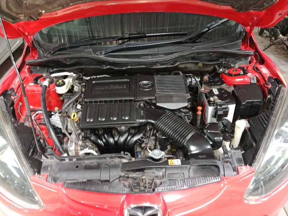 Foto Mobil Bekas Mesin Mazda 2 1.5 S tahun 2010