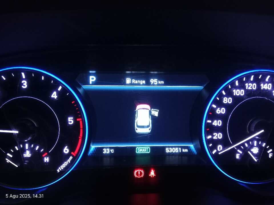 Foto Mobil Bekas Odometer Hyundai Palisade 2.2 tahun 2022