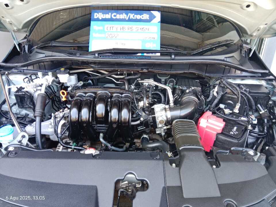 Foto Mobil Bekas Mesin Honda City 1.5 RS Hatchback tahun 2022