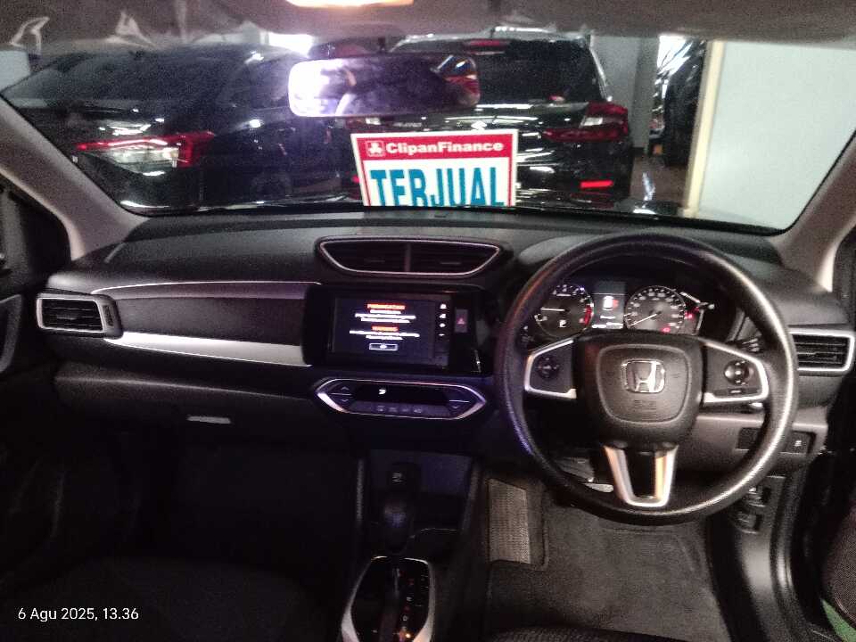 Foto Mobil Bekas Dashboard Honda BR-V 1.5 E tahun 2023