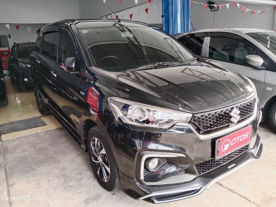 2020 Suzuki Ertiga 1.5 Sport - Foto 1 dari 6
