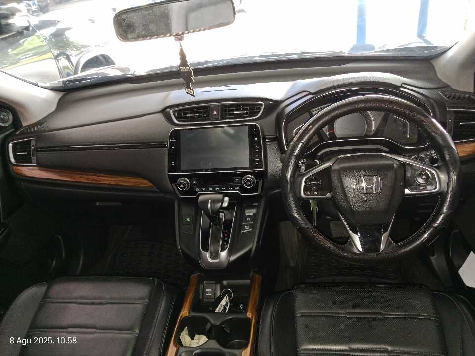 Foto Mobil Bekas Dashboard Honda CR-V 1.5 Turbo Prestige tahun 2017