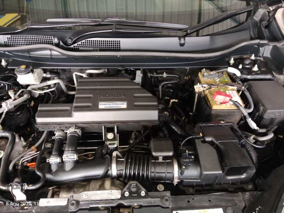 Foto Mobil Bekas Mesin Honda CR-V 1.5 Turbo Prestige tahun 2017