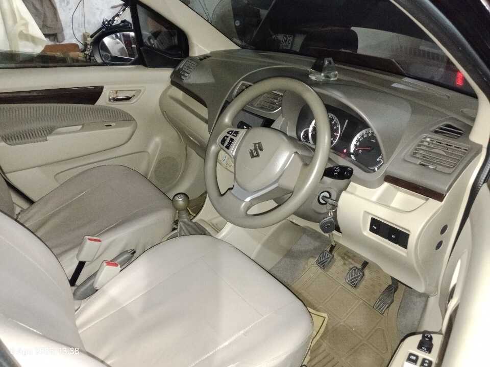 Foto Mobil Bekas Kabin Depan Suzuki Ertiga 1.4 Dreza tahun 2017