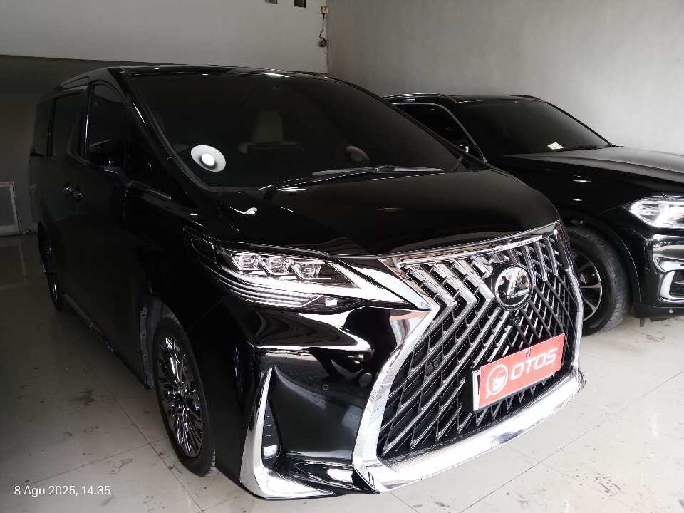 2022 Lexus LM 350 3.5 - Foto 1 dari 6