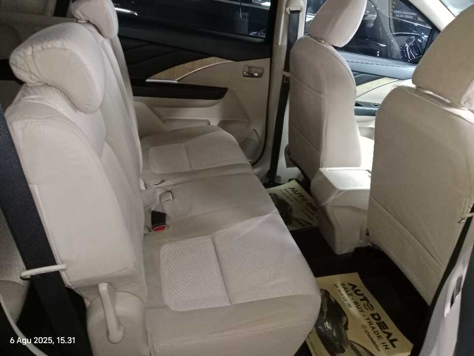 Foto Mobil Bekas Kabin Belakang Mitsubishi Xpander 1.5 Ultimate tahun 2021